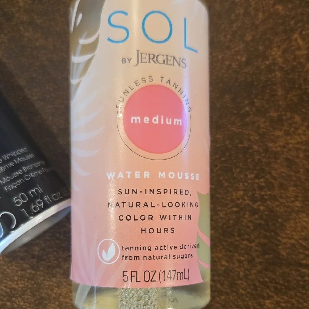 St. Tropez Self Tan Bronzing Mousse - Light Glow